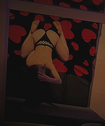 Живу в Москве и готова встретиться с вами в любом удобном месте. Мои услуги включают классический секс, оральный секс, эротический массаж и многое другое. У меня есть опыт и отзывы, подтверждающие мои навыки и профессионализм. За фото и подробностями обращайтесь ко мне в личные сообщения. Открою вам мир наслаждения и релаксации. 🌟 6610, 22 года